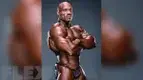 dexter-jackson-arms-crossedcopy.webp