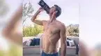 -Michael-Phelps-Lean-Physique-Drinking-Shape-Ultra.webp