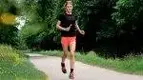 nd-training-for-a-triathlon-using-her-running-tips.webp