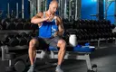 intraworkout-nutrition-pouring-supplements.webp