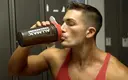 allmax-athlete-consuming-protein.webp