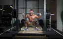 deep_squat_for_powerlifting.webp