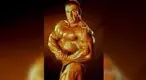 ybuilder-Dorian-Yates-side-chest-bodybuilding-pose.webp