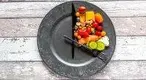 Fasting-Diet-Time-Plate.webp