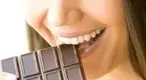 Mouth-Eating-Chocolate