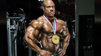 Phil-Heath-Looking-Medal