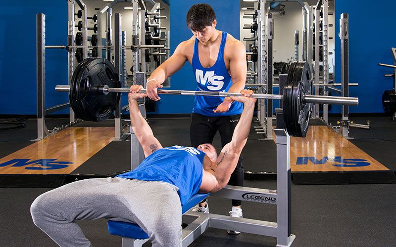 Reverse Pyramid Training Bench Press